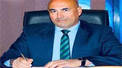 مساعد رئيس 