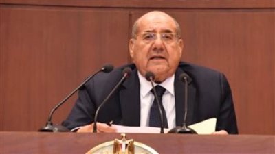 رئيس مجلس الشيوخ ينعي شقيقة النائب الدكتور عفت السادات