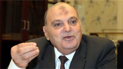 خليفة كمال عامر تؤدي اليمن الدستورية نائبا بمجلس النواب