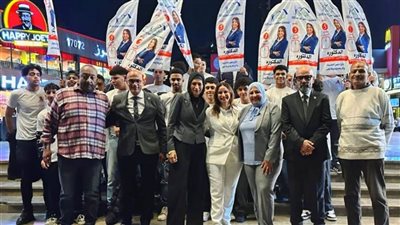 جولة انتخابية لمرشحة 
