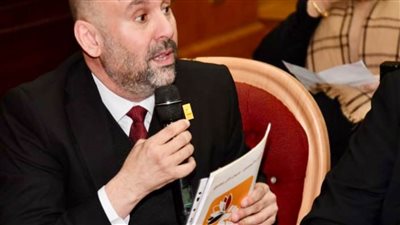 “نقل الشيوخ” تؤيد اقتراح باسم كامل بشأن السلالم الكهربائية بمحطات مترو الخط الأول