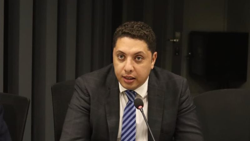 الدكتور أحمد قاسم