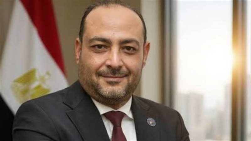 عضو لجنة الصناعة