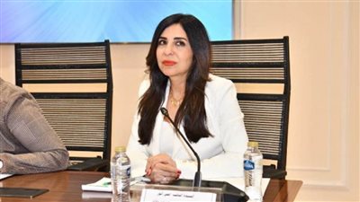 النائبة إنجي أنور: إعلام الدولة يواجه تحديات كبيرة.. ونحتاج سرعة إتاحة الرواية الرسمية