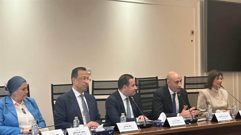 اجتماع وزارة الاتصالات