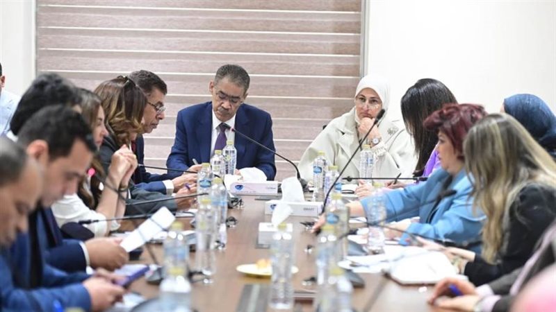 اجتماع لجنة الإعلام