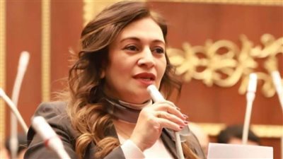 طلب نيفين فارس على أجندة 