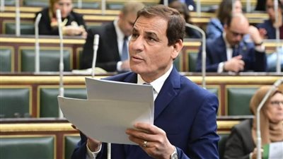 محمد عبد العليم داوود: زيادات أسعار الاتصالات بلغت مرحلة 