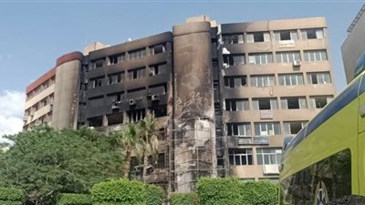 النائب باسم كامل يطالب بحل عاجل لأزمة مبنى خدمات 15 مايو المتعطل منذ سنوات