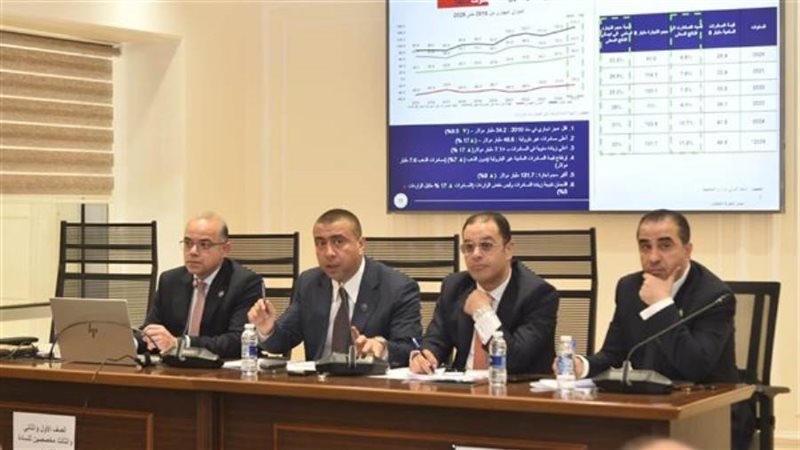اجتماع لجنة الصناعة