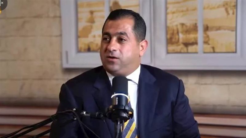 النائب محمود عبادة