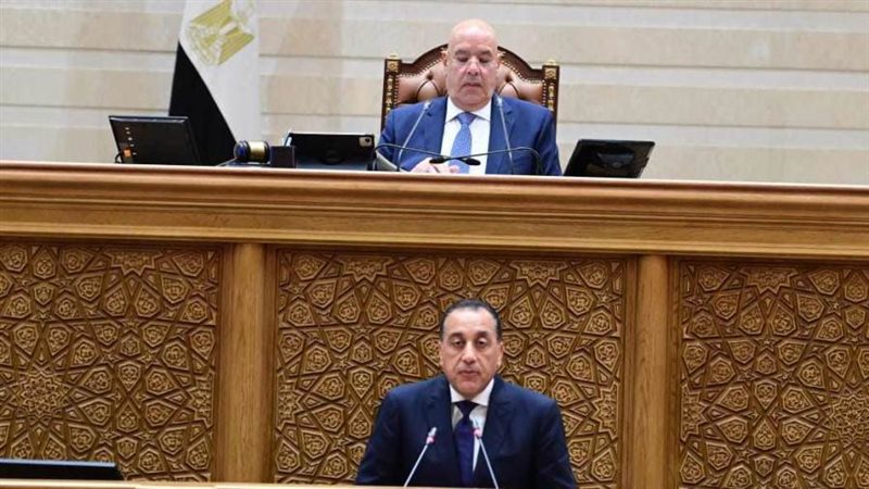 مصطفى مدبولي أمام