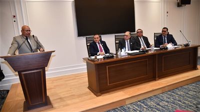 لحماية البحر المتوسط من التلوث.. 
