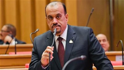 النائب إيهاب إمام يجدد مطالبته بسرعة تنفيذ مشروعات الصرف الصحي والمياه ببنها وكفر شكر