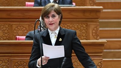  النائبة إيمان العجوز للحكومة: نطالب بالوقوف على 