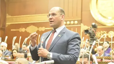 أحمد إدريس: توطين الأدوية الحيوية ضرورة استراتيجية لتقليل فاتورة الاستيراد