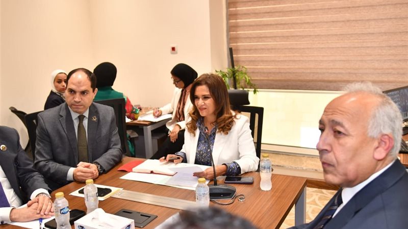 اجتماع لجنة السياحة