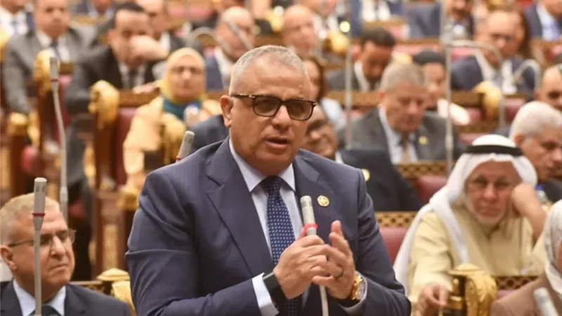  النائب اللواء مصطفى