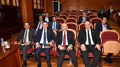 النائب محمد سمير مكي يشارك في إعادة صياغة قانون الشركات ليتواكب مع معطيات العصر الحالي