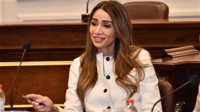 نائبة بالشيوخ: مصر تجمع بين التحرك السياسي والدعم الإنساني في التعامل مع الأزمات