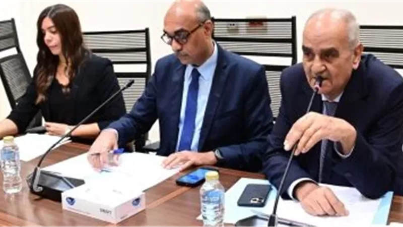 اجتماع لجنة القوى