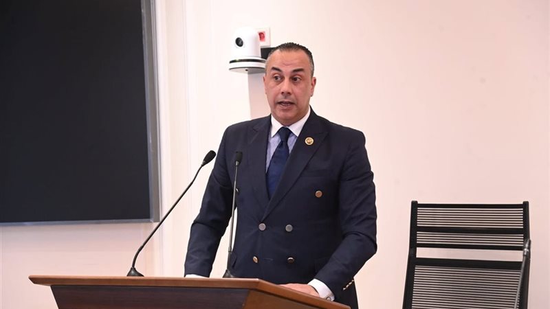  النائب محمد الشويخ