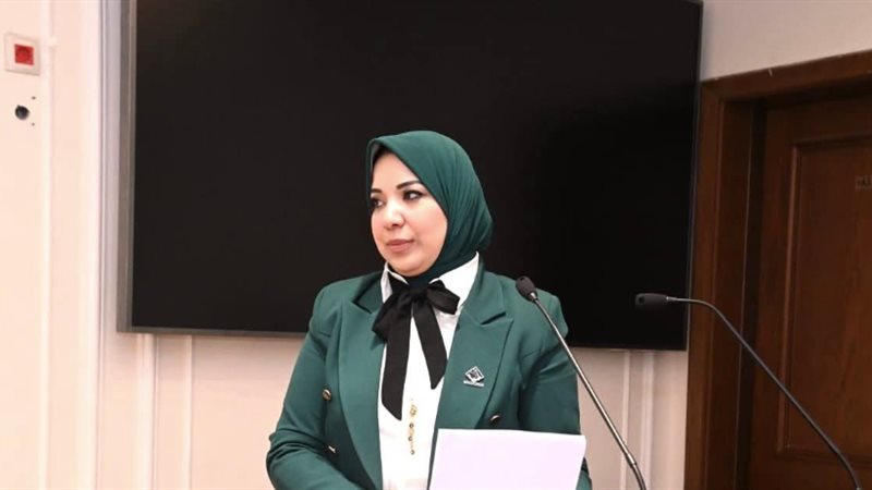 دينا هلالي