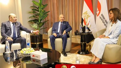 الأكاديمية الوطنية للتدريب توقع بروتوكول تعاون مع حزب حماة الوطن لتنمية وتأهيل الكوادر