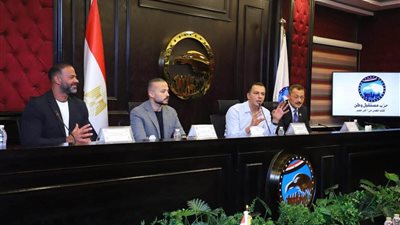 بحضور الأمين العام .. أمانة الاستثمار المركزية تعقد اجتماعها التنظيمي الأول بعد إعادة تشكيلها لمناقشة خطة عملها خلال الفترة القادمة