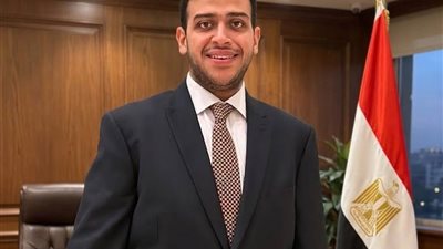 عز طارق : 