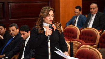 بعد فيديو سائق أكتوبر.. النائبة نيفين فارس: لا بد من تحاليل مفاجئة طوال العام الدراسي لمن يقودون اتوبيسات أبناءنا |خاص