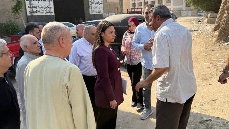النائبة مي كرم جبر تتابع أزمة مصرف بلبيس الملوث