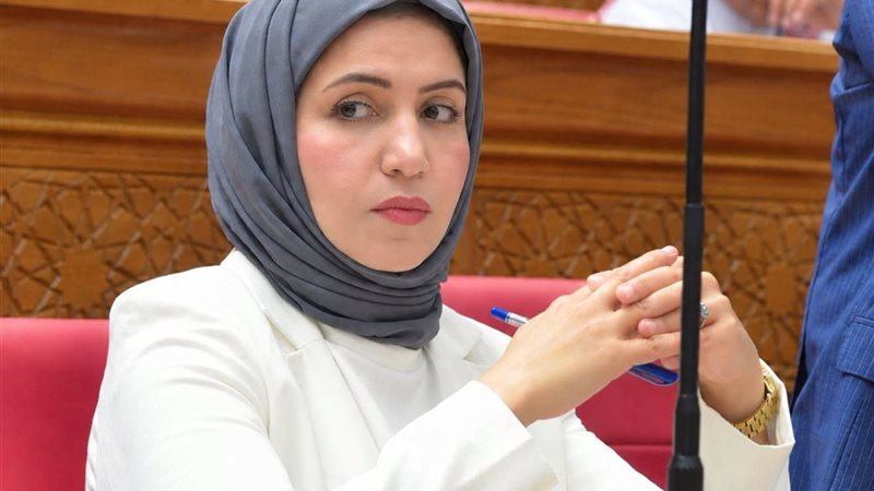 النائبة بثينة أبو زيد