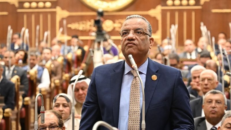 الدكتور محمود مسلم، عضو مجلس الشيوخ