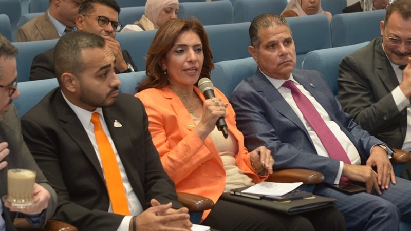  النائبة رانيا الشيمي 