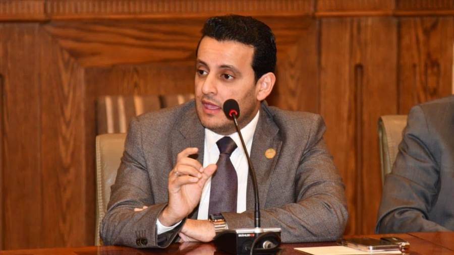 النائب أحمد سمير عضو مجلس الشيوخ