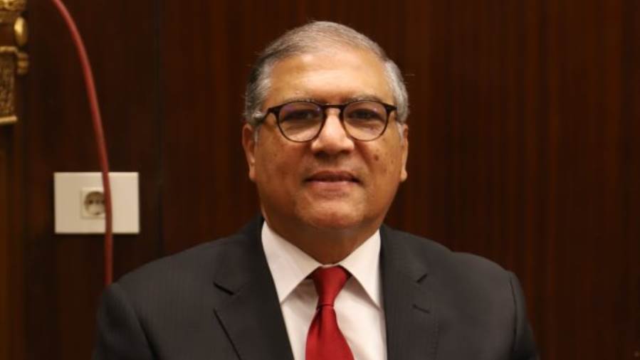 النائب عفت السادات