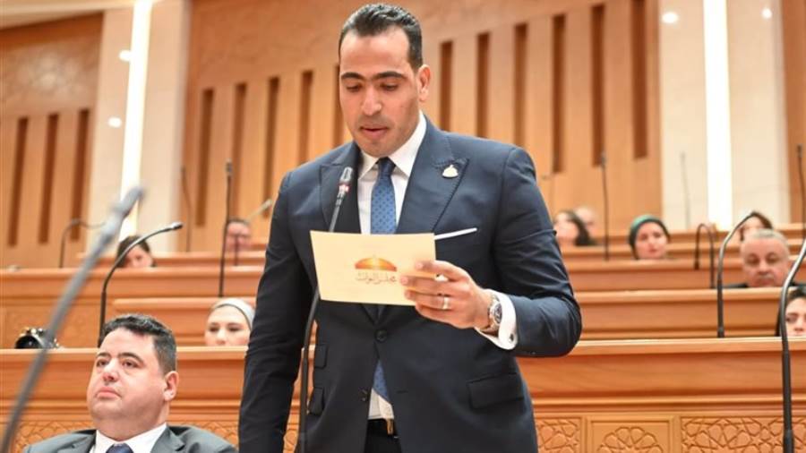 النائب محمود حسين طاهر