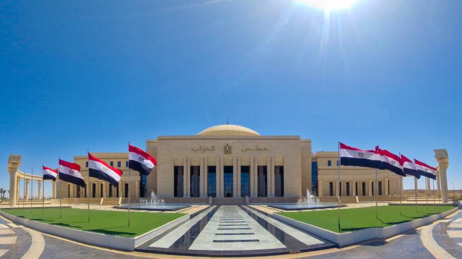 البرلمان يرفع أصواته بشأن أزمة تكليف الفرق الصحية وخريجي الطب والأسنان