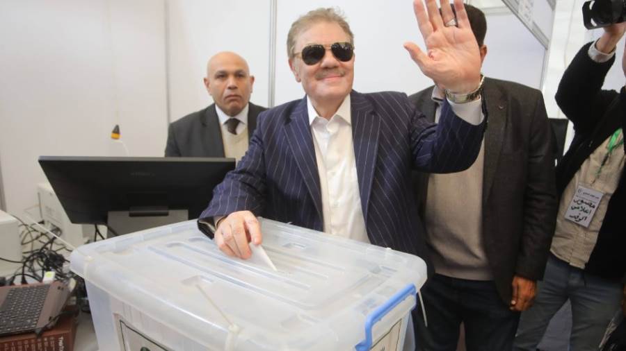 السيد البدوي يدلي بصوته في انتخابات حزب الوفد