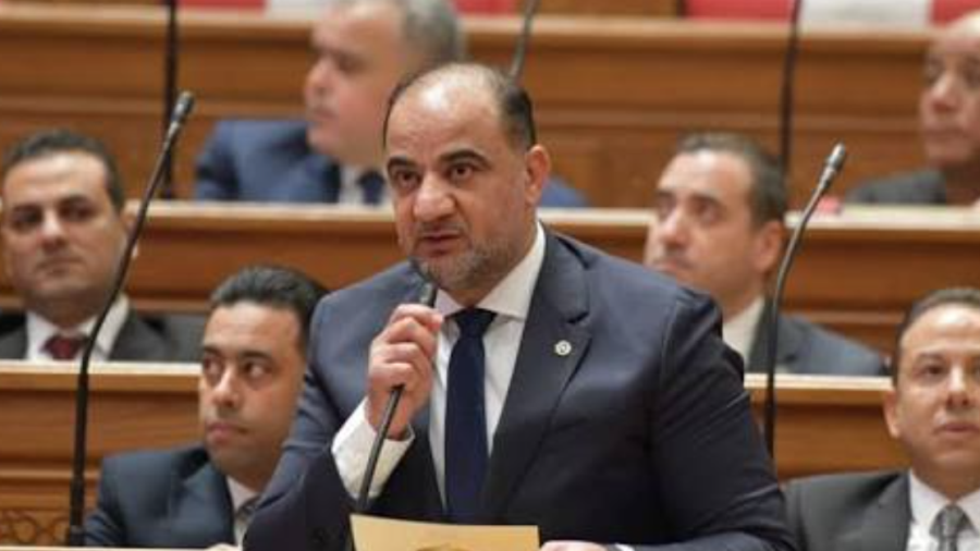 النائب حاتم عبدالعزيز