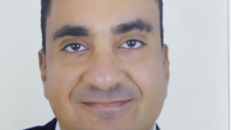 الدكتور أحمد إسحاق