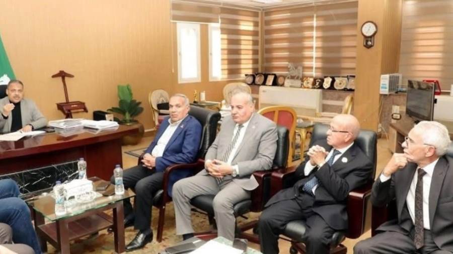 لقاء النواب بمحافظ الشرقية