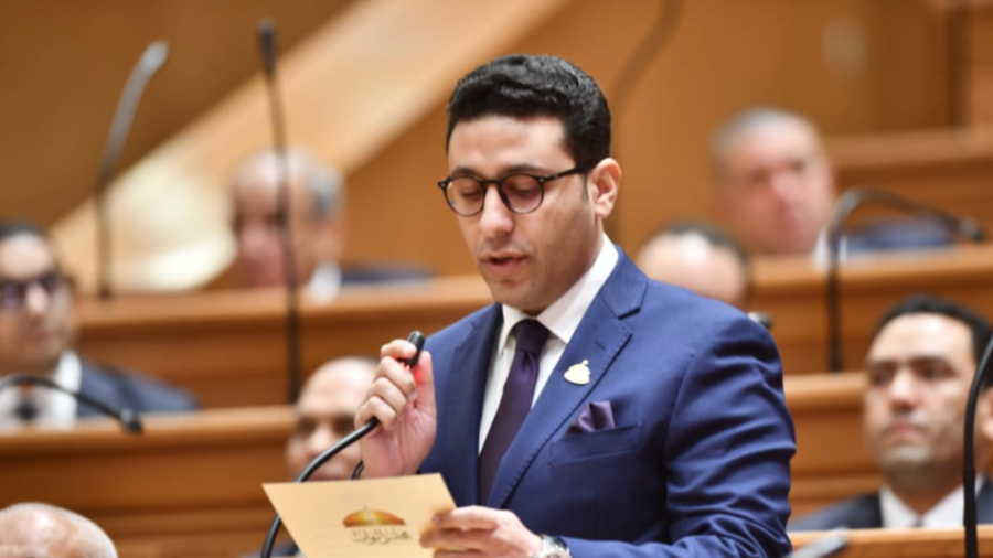 النائب حازم توفيق