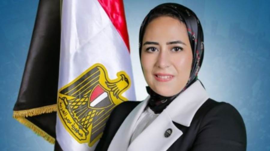 الدكتورة سارة النحاس