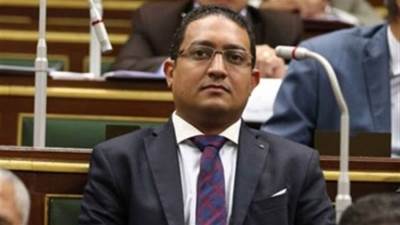 جون طلعت يطالب بإغلاق القنوات الفضائية بدون ترخيص وتقديم أصحابها للمحاكمة