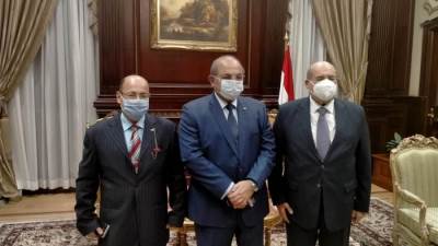 رئيس الشيوخ يشيد باللجنة الأولمبية.. مؤثرة وتعد حلقة وصل بين مصر والرياضة العالمية