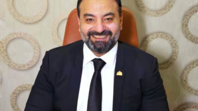 النائب محمد سلطان يهنئ الكابتن محمود سلطان لفوز فريقه ببطولة