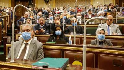 بجلسة البرلمان..النائب حسام المندوه يواجه وزير التعليم العالي بمعاهد بير السلم في مصر