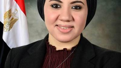 أميرة صابر تطالب وزير التعليم بجعل شرائح الإنترنت مجاناً للطلاب 